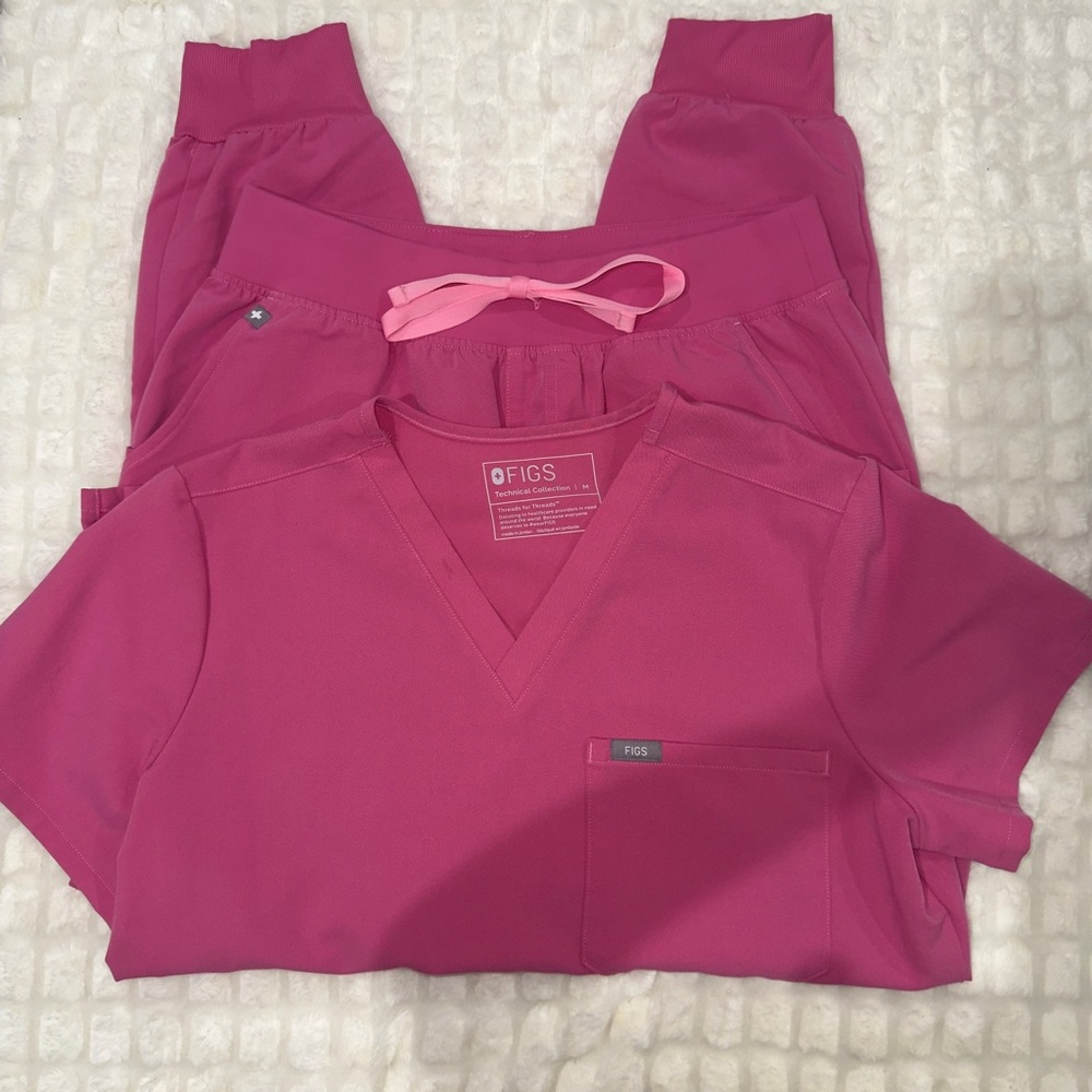 🩺WOMENS FIGS SCRUB SET F’ING PINK SIZE M•MP🩺